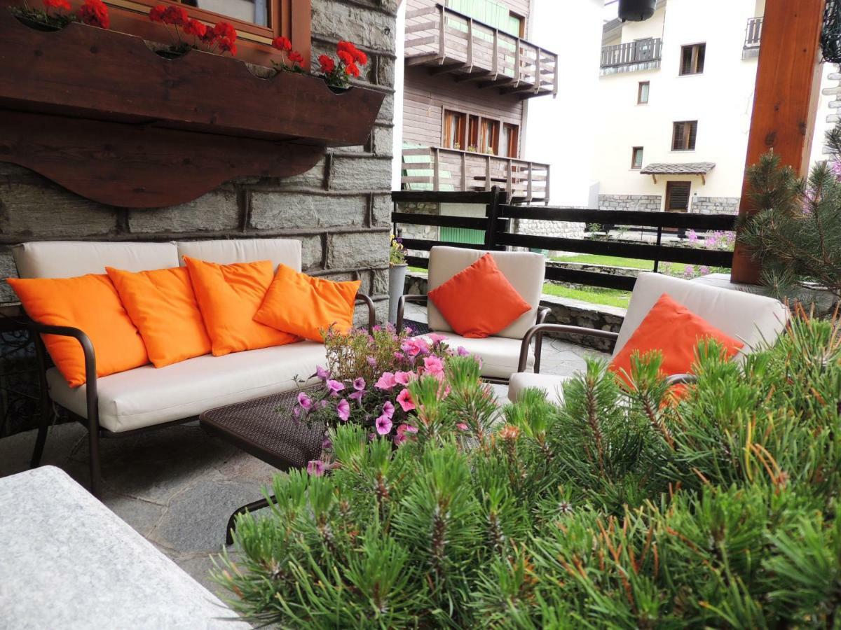 Hotel Mignon Breuil-Cervinia Εξωτερικό φωτογραφία